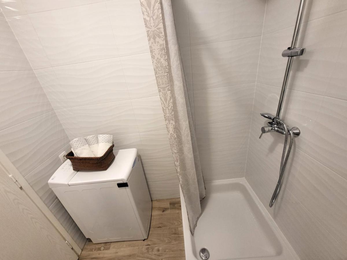 Mali Apartman U Centru Макарська Екстер'єр фото